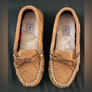 NWOT G.H. Bass Suede Moccasins